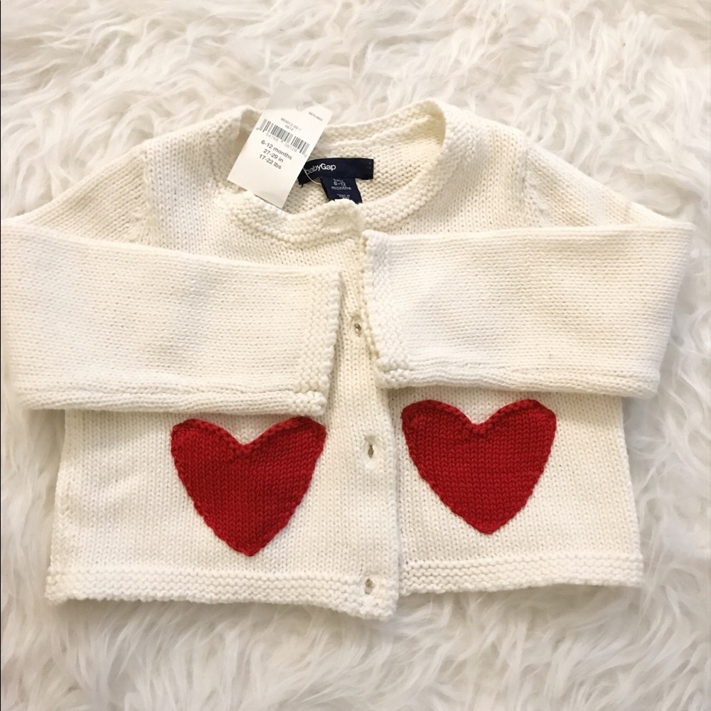 NWT Baby Gap Sweater with Heart ❤️ Pockets