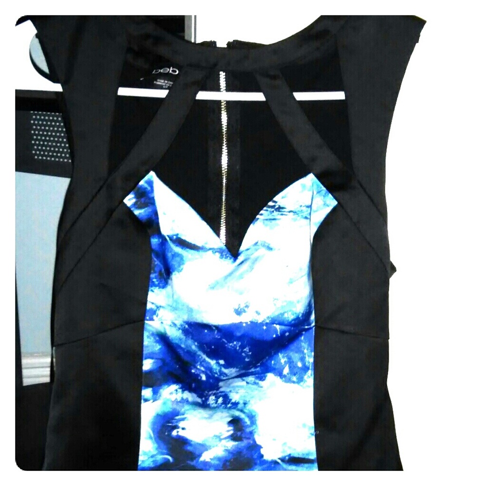 Black and blue Bebe crop top