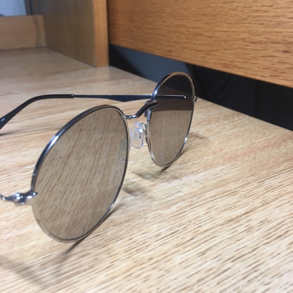 sun glasses