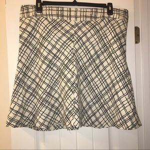 Black and white printed linen skirt