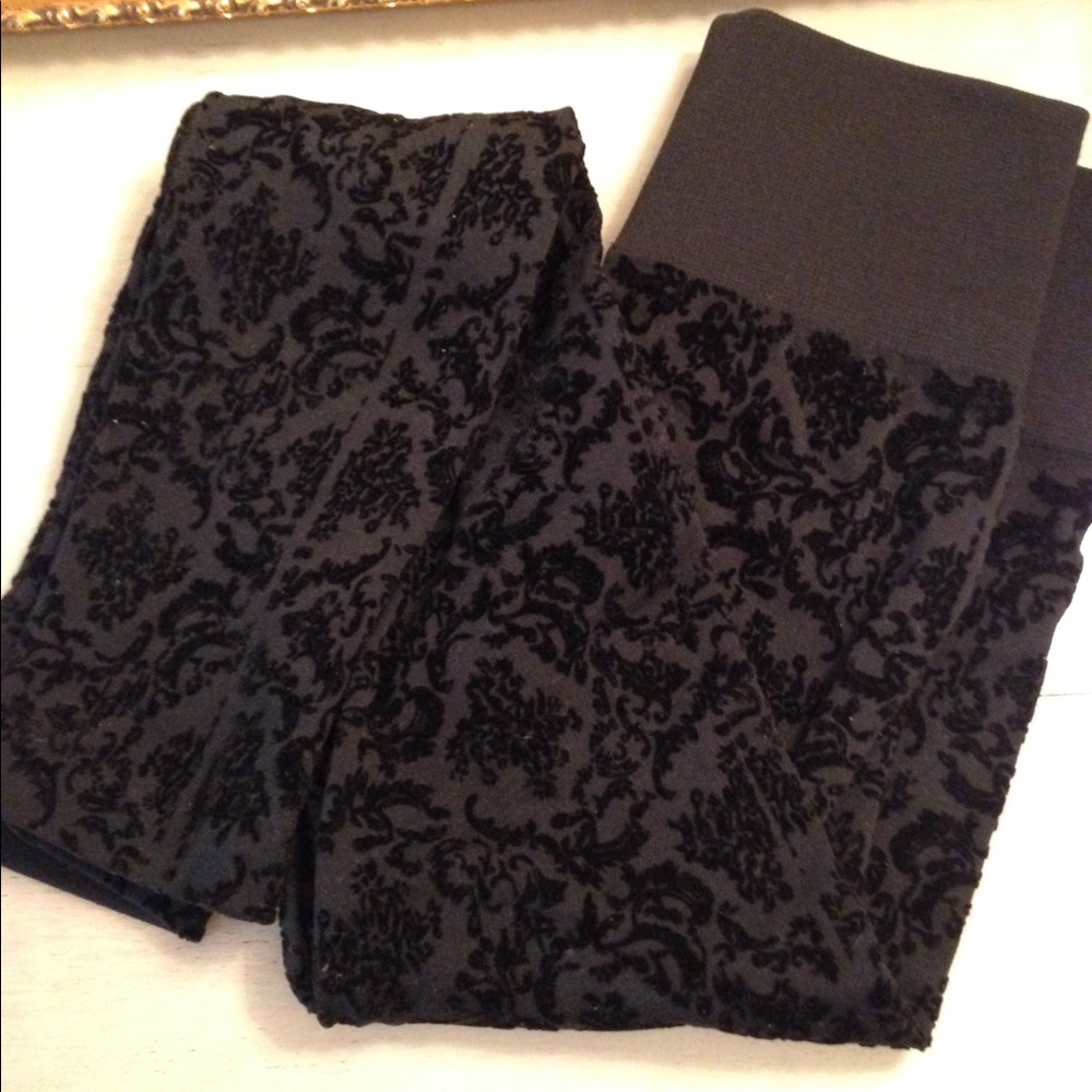 NWOT Velvet Design Leggings