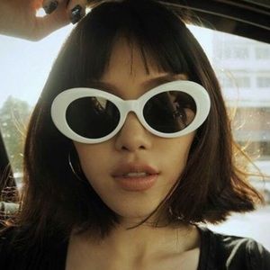 White Cobain sun glasses