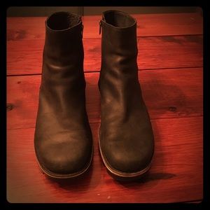 Men's black UGG ankle boots