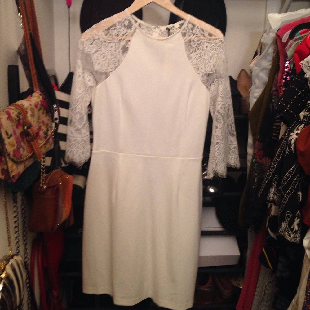 NWT BB Dakota Ivory Princeton Lace Dress