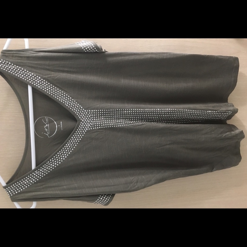 INC International concepts top