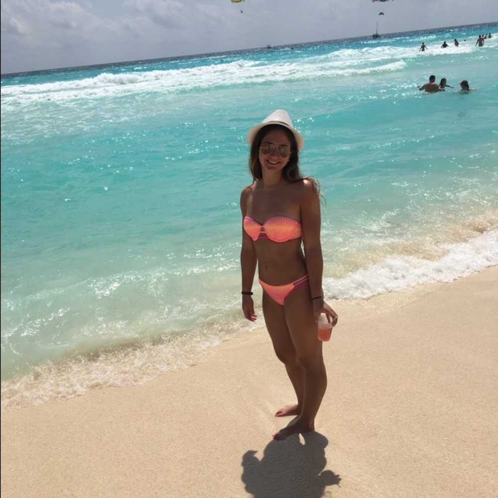 Meet your Posher, Alexa