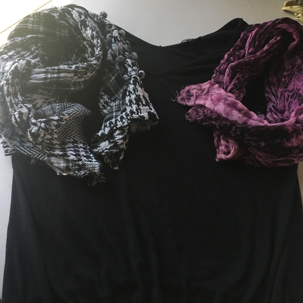 Express black tee with scarves
