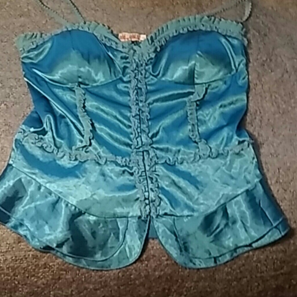 Vibrant blue (turquoisey)*not a word?*silky..top