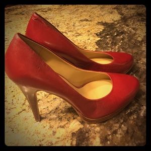 Nine West Red 4" stacked heel with 1/2" platform