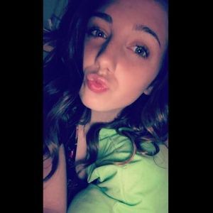 Meet your Posher, Brianna