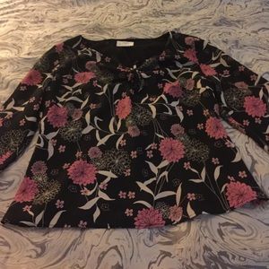 Floral blouse with bell sleeves