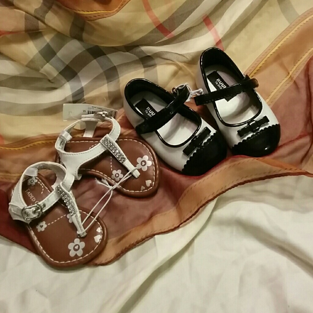 Baby shoes sandels