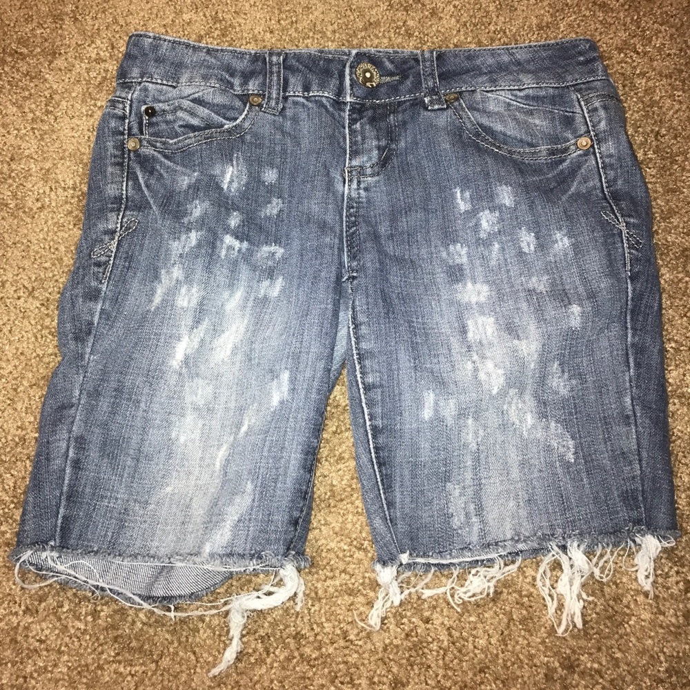 Almost famous Shorts