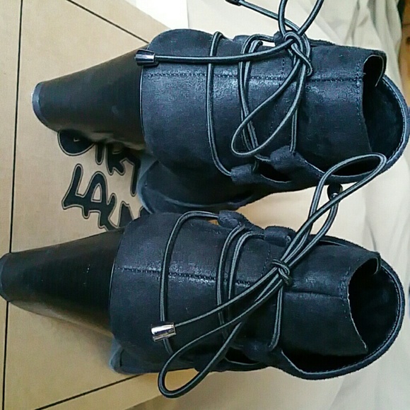 Booties - Picture 2 of 4