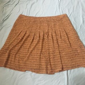 Pleated LOFT skirt