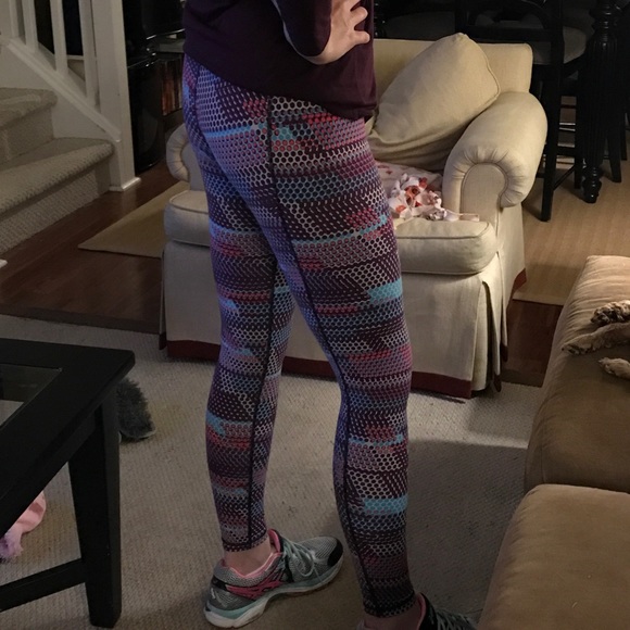 VSX Sport Knockout Tight in Grape Soda Dot - Picture 4 of 5