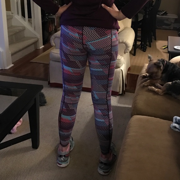 VSX Sport Knockout Tight in Grape Soda Dot - Picture 5 of 5