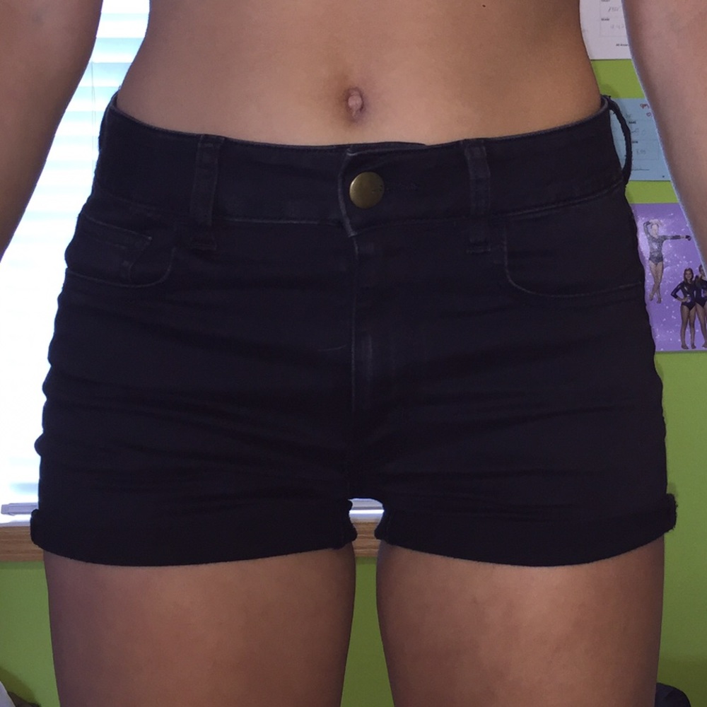 AEO Super Super Stretch Hi-Rise Shortie Black