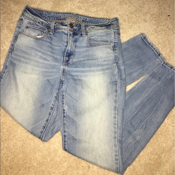 SOLD //American eagle super skinny jeans - Picture 1 of 3