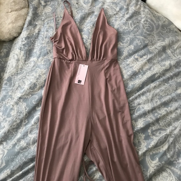 Romper - Picture 2 of 4