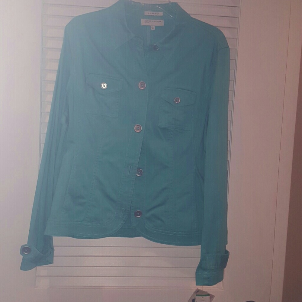 Jacket. - Picture 2 of 3