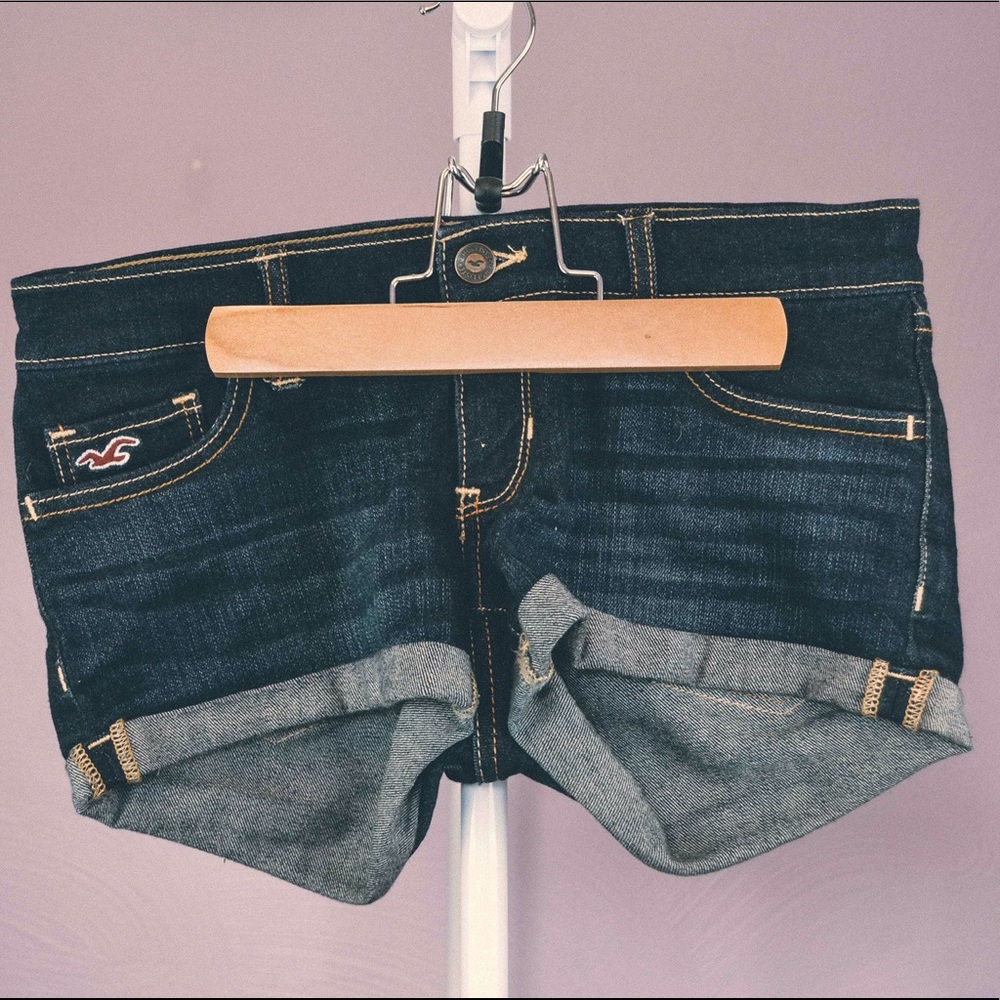 Dark Wash Denim Hollister Shorts 00