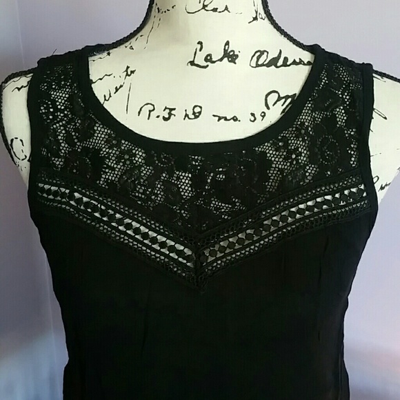 ▪️last 1▪️lace detail top with split back▪️ - Picture 5 of 8
