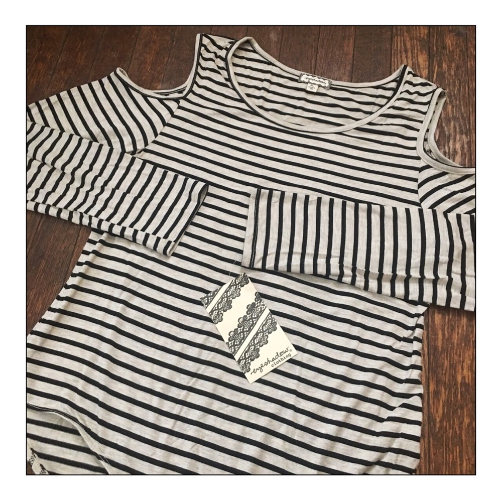 Eyeshadow Striped Cold Shoulder Bodysuit