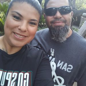 Meet your Posher, Claudia