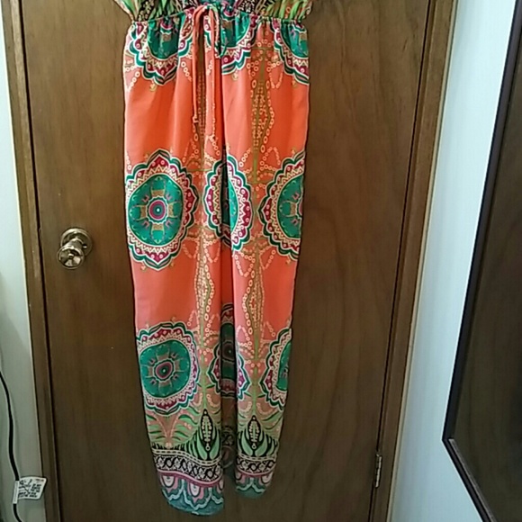 Fun & Flirty Patterned Dress - Picture 2 of 5