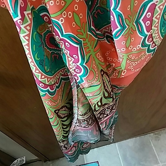 Fun & Flirty Patterned Dress - Picture 3 of 5