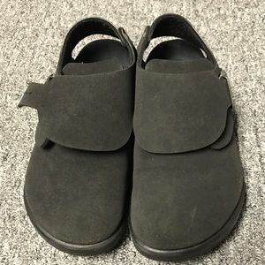 Brand new Birkenstocks Betula size 31 Never worn!