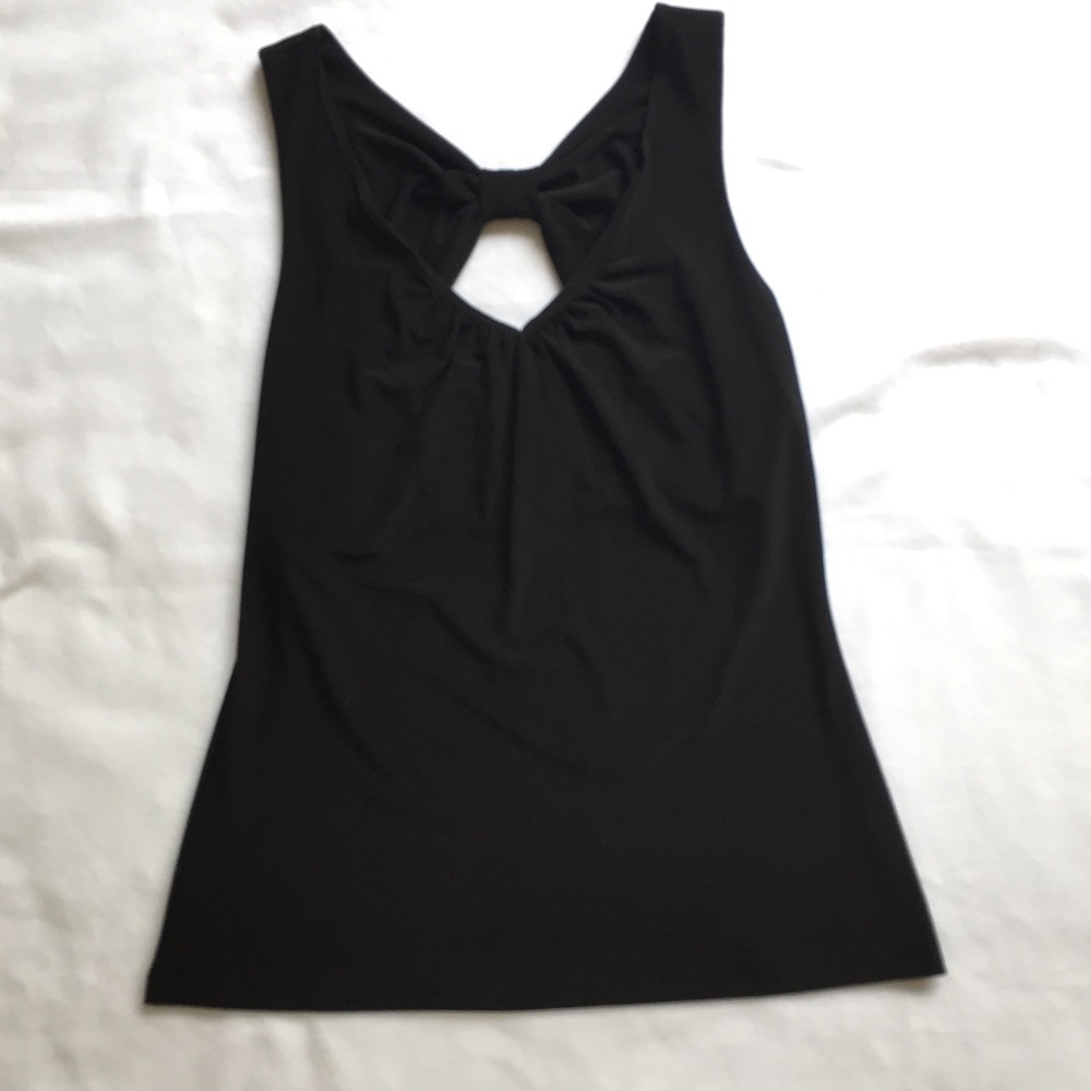 ❗️FiNAL SALE❗️Black bow back tank - Picture 2 of 5