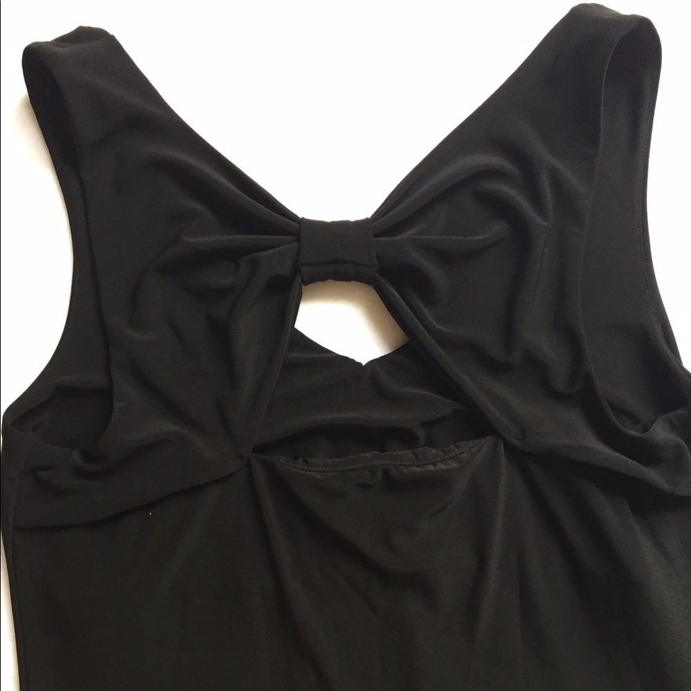 ❗️FiNAL SALE❗️Black bow back tank - Picture 3 of 5