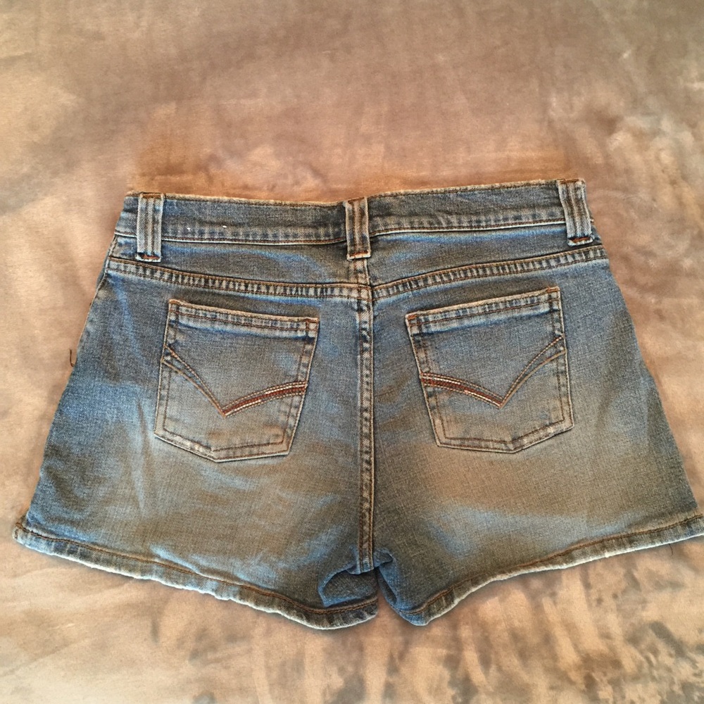 Junior Girls Denim shorts with worn look