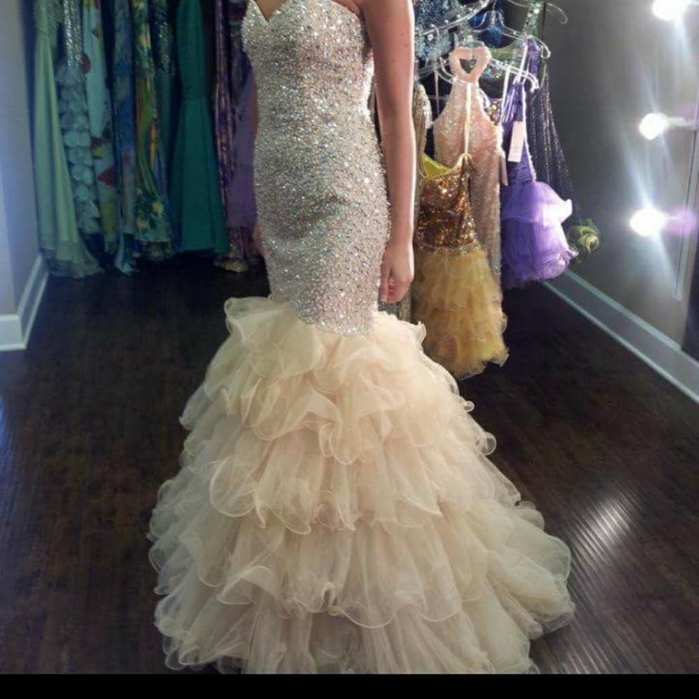 Sherri Hill formal