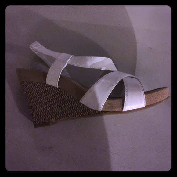 Aerology Shoes - Brand new wedge sandals