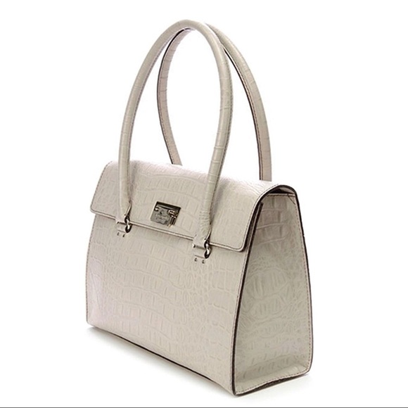 kate spade Handbags - Do NOT Buy!!!! Hold for Trade
