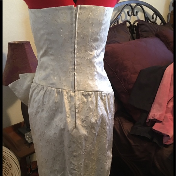 Pantagis Evening gown (strapless) - Picture 2 of 4