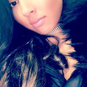 Meet your Posher, Vita