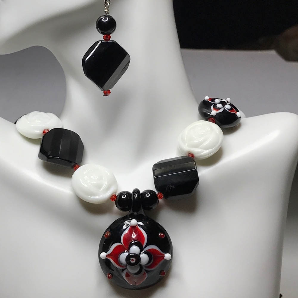 Necklace Set