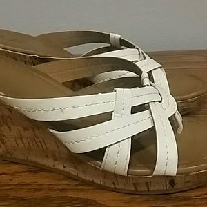 Sandles