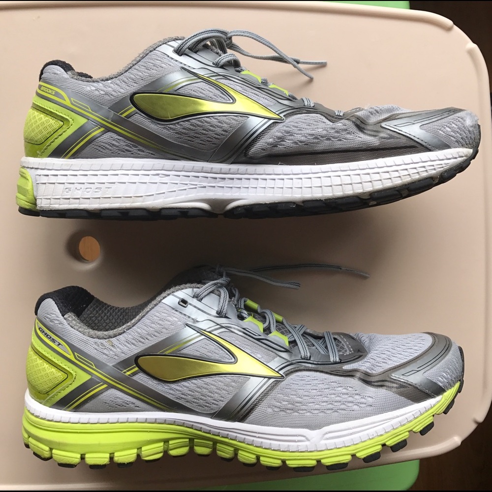 Brooks Men's running shoes