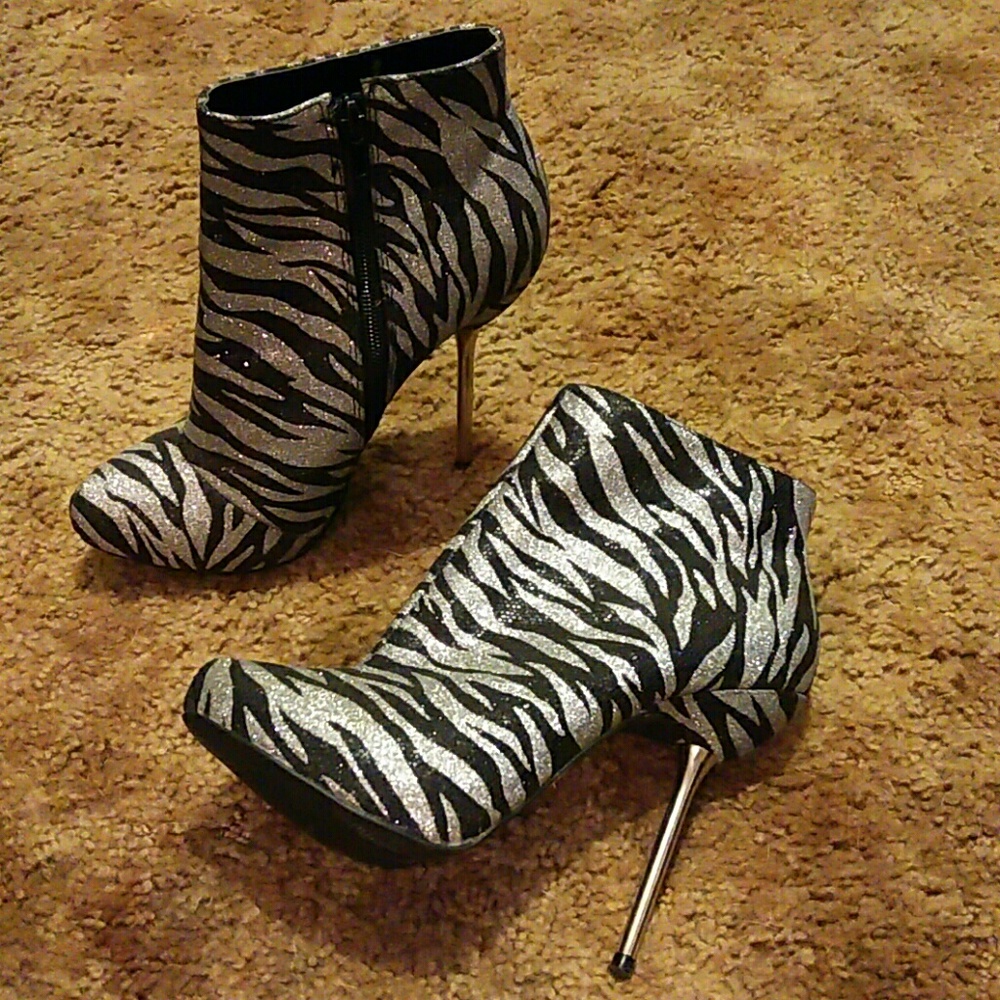 Sparkly zebra booties