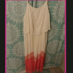 Pretty and flowy maxi dress