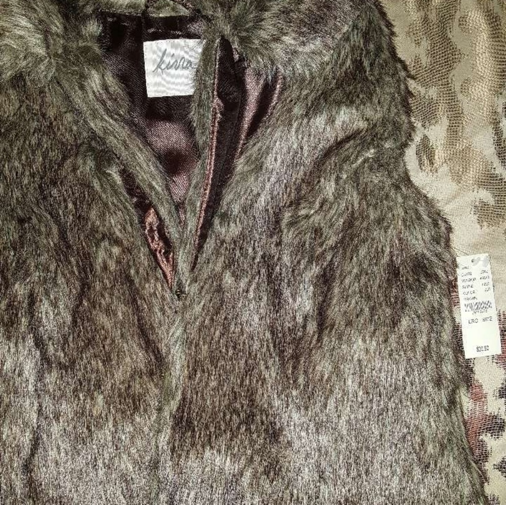 fur vest