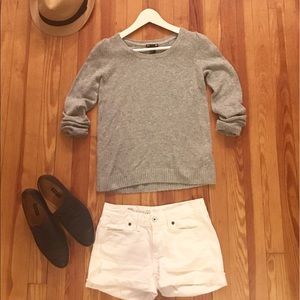 H&M grey long-sleeved sweater