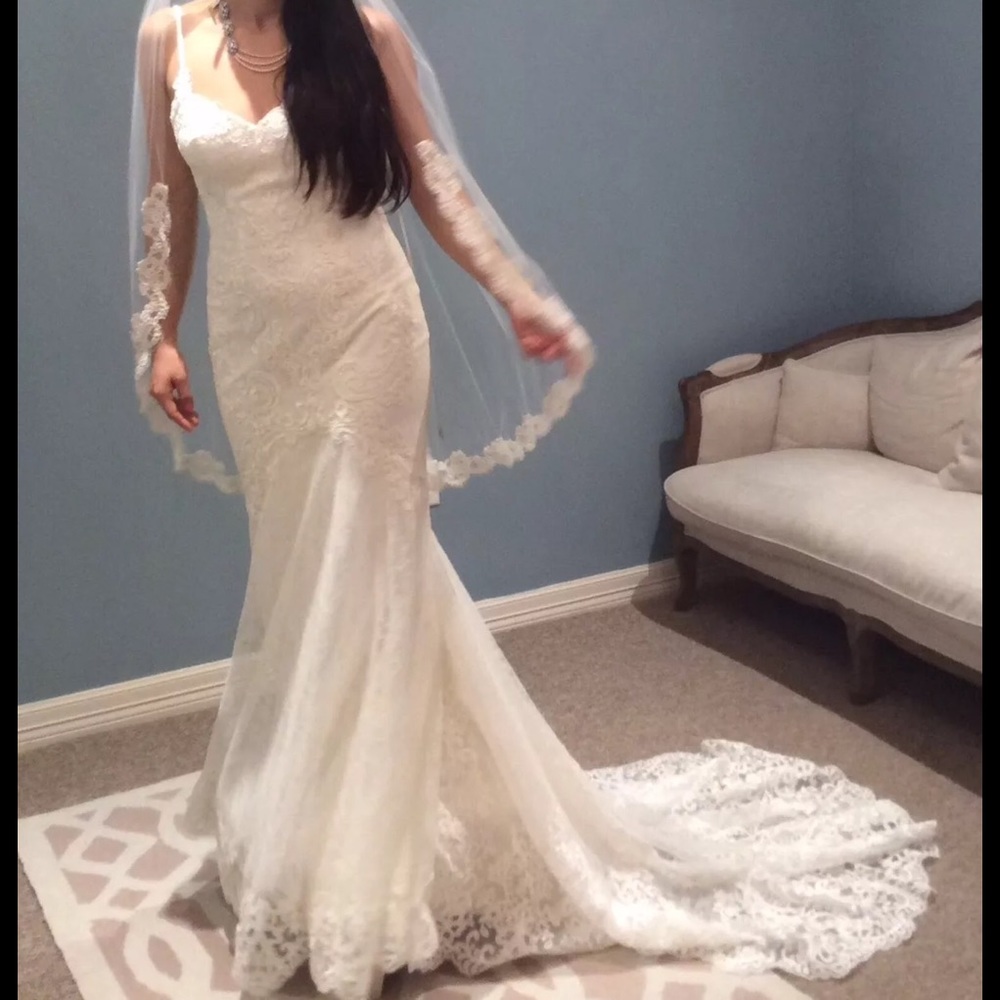 Bridal Gown Lace Mermaid Stunning!