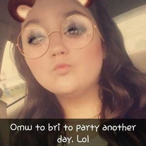 Meet your Posher, Adrienne