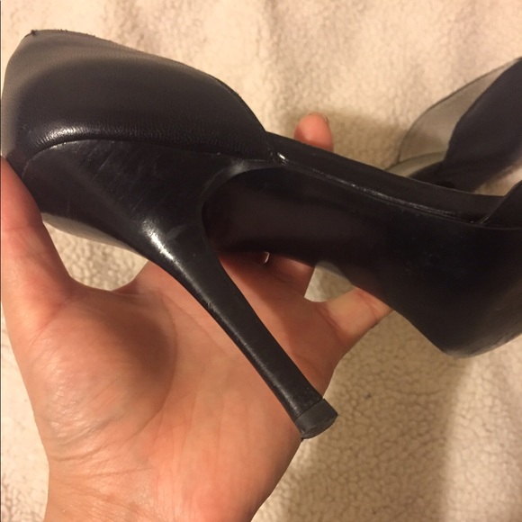GUESS Peep Toe Black Heels - Picture 5 of 7